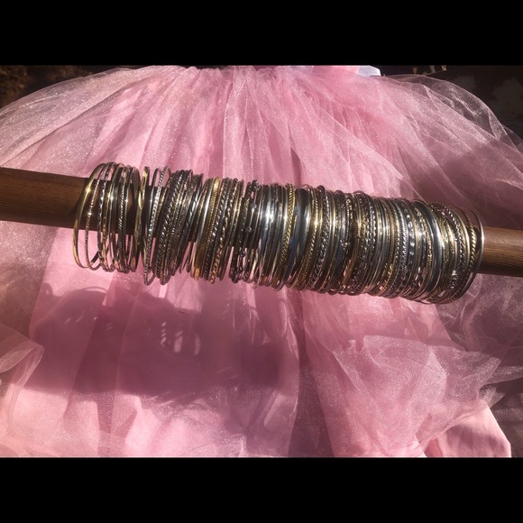 Bangles/bracelets - Picture 2 of 5